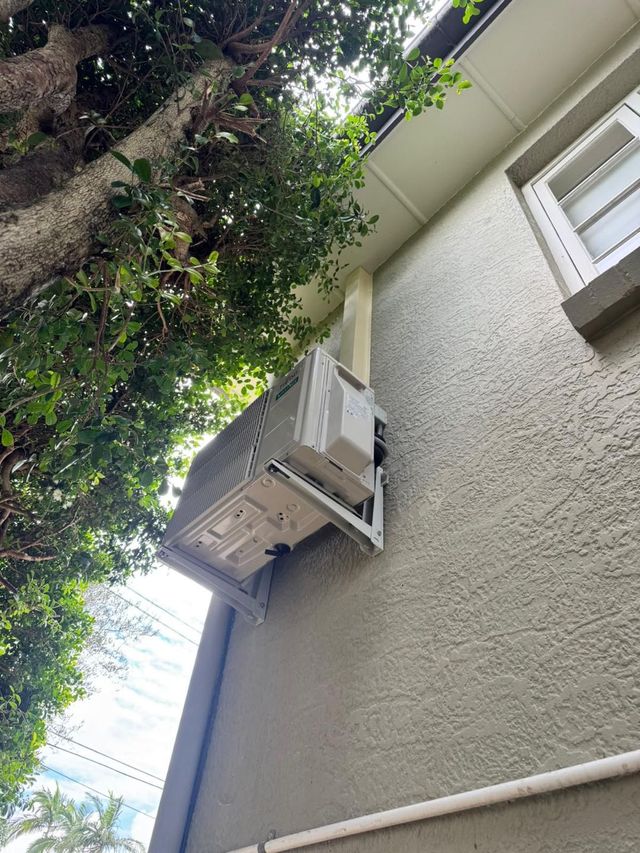 Outdoor air conditioning condenser unit installed by GTA Aircon and Electrical in Brisbane